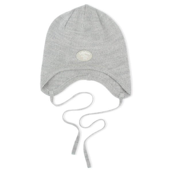 Tynn babylue med knyting i 100% merinoull fra Lillelam i fargen mellomgrå